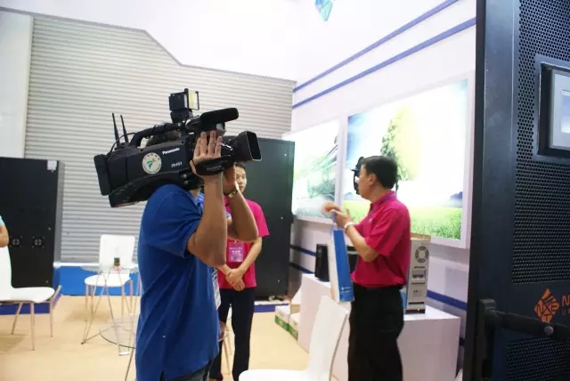 廣東電視臺在恩億梯展廳拍攝報(bào)道 廣東電視臺在恩億梯展廳拍攝報(bào)道